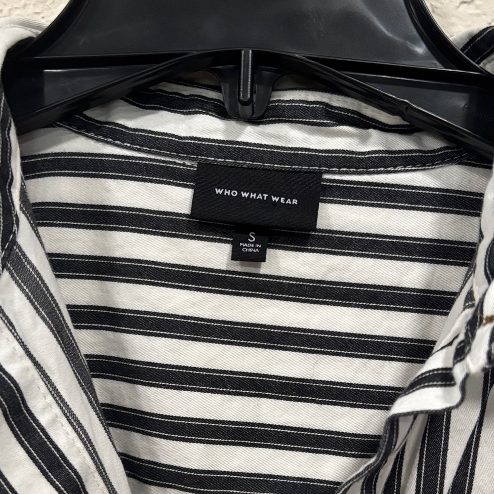 Black and White Striped women Shirt - Picture 3 of 6